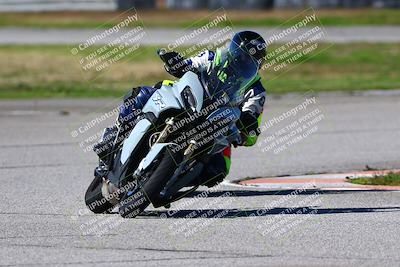 media/Jan-21-2023-Fastrack Riders (Sat) [[fcf3f88a30]]/Level 2/Session 4 Turn 6-Mountian Shot/